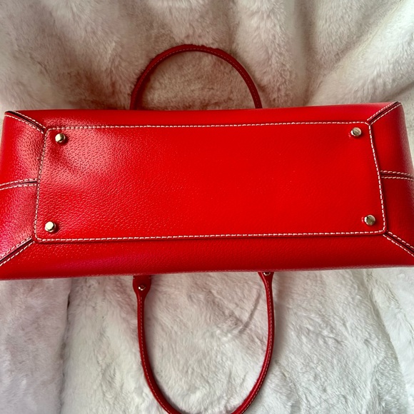 Kate Spade Red Purse and wallet Set. Cherry Red in excellent condition❤️ - Picture 4 of 9